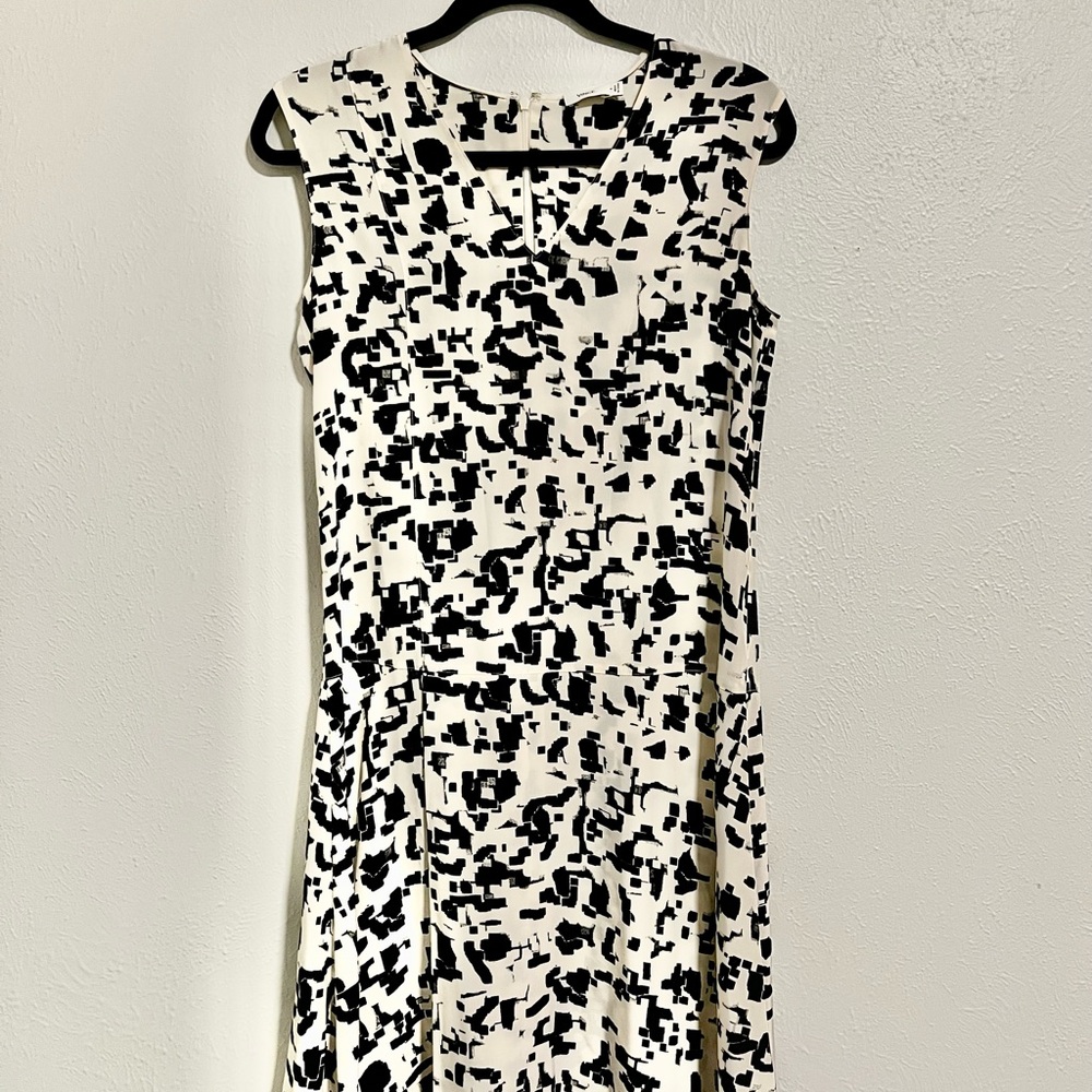 Vince Black and White Abstract Midi Dress